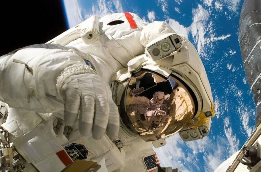 Astronaut i nspace-fun facts about Malaysia