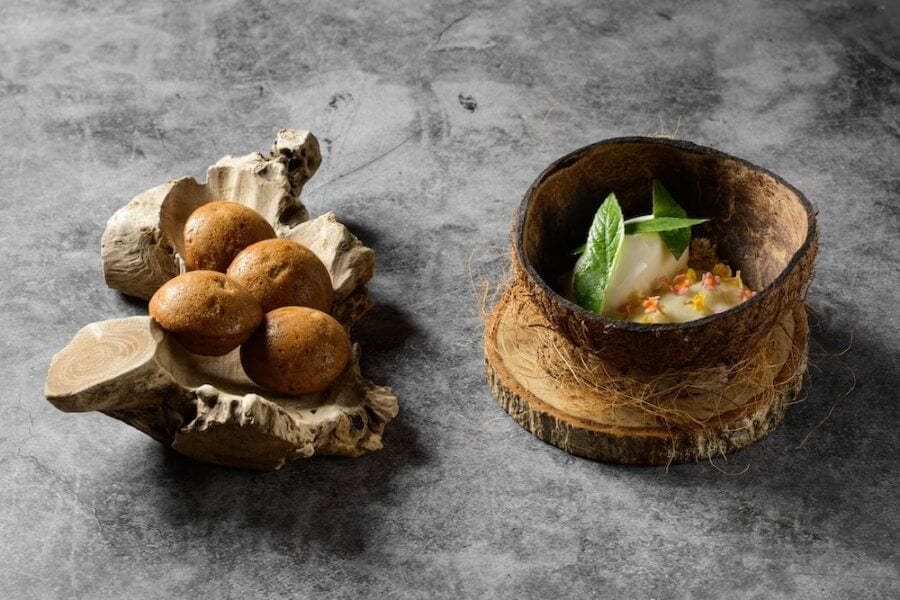 Gen unique dishes in coconut shell. Where to eat in Penang