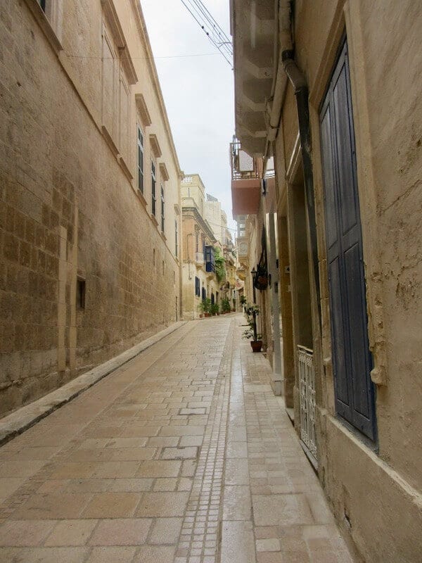 Malta alleyway