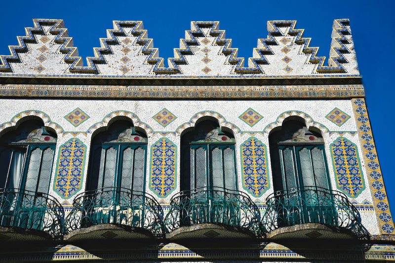 Colonial building with Talavera tile facade in the historic center of Puebla, Mexico.