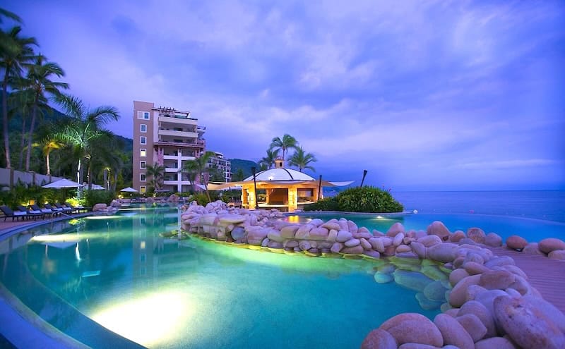 Pool and ocean area at Garza Blanca Luxury Hotel in Puerto Vallarta 