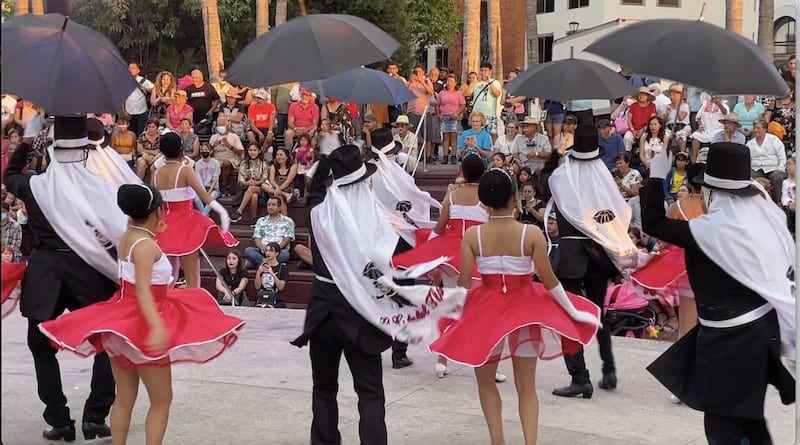 Cultural dance performance in Puerto Vallarta