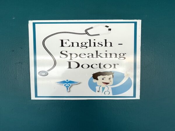 doctors in mexico speak english