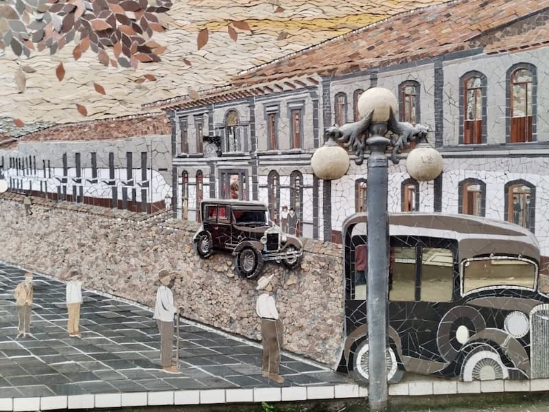 mosaic wall in zacatlan